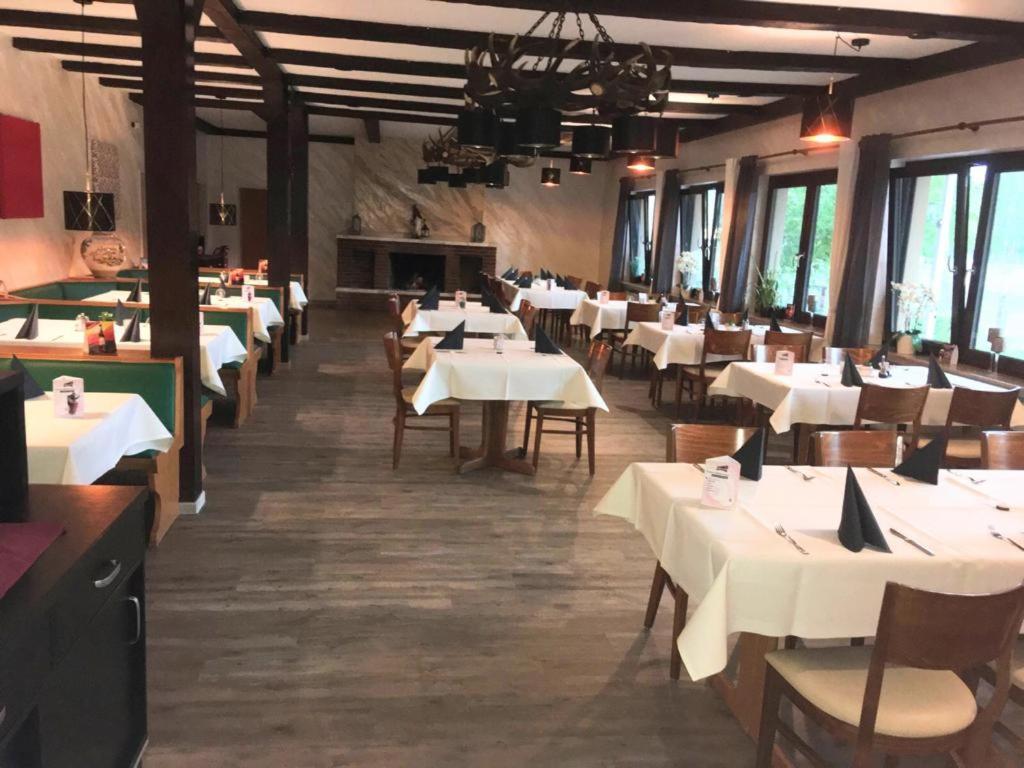Hotel-Restaurant Hubertus Brome Esterno foto